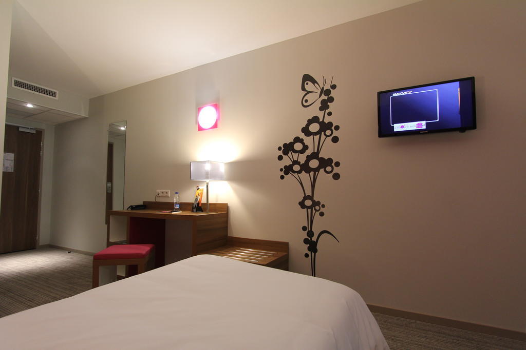 Ibis Styles Castres Hotel Castres  Room photo